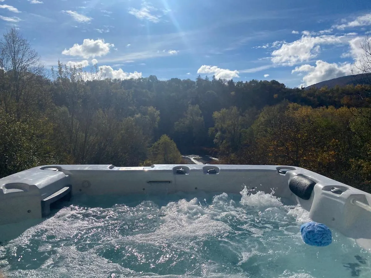 River Villa With Amazing View + Jacuzzi, Garden, Forest Access Vetraz-Monthoux
