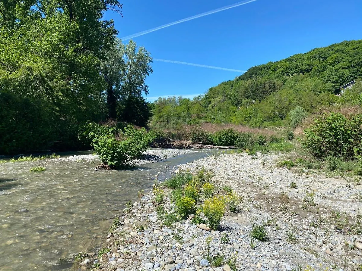 River Villa With Amazing View + Jacuzzi, Garden, Forest Access Vetraz-Monthoux France