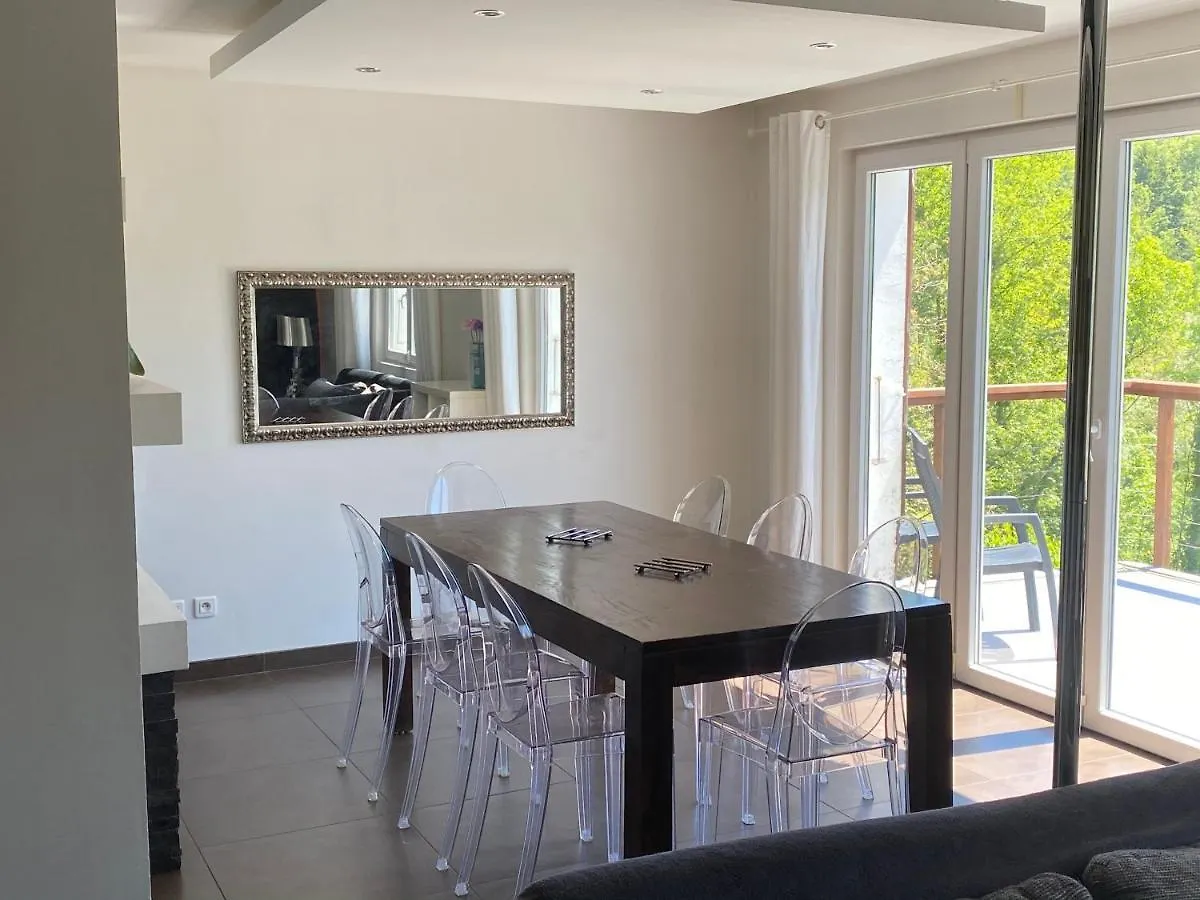 River Villa With Amazing View + Jacuzzi, Garden, Forest Access Vetraz-Monthoux