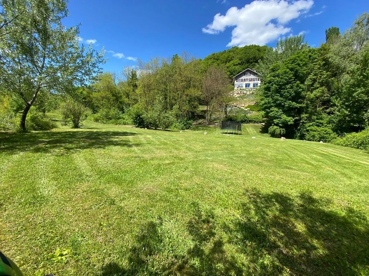 River Villa With Amazing View + Jacuzzi, Garden, Forest Access Vetraz-Monthoux
