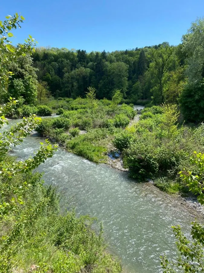 River Villa With Amazing View + Jacuzzi, Garden, Forest Access Vetraz-Monthoux