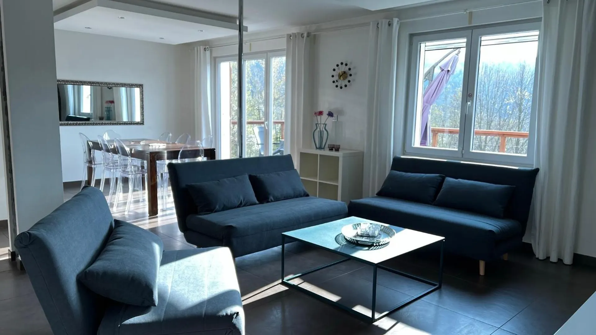 River Villa With Amazing View + Jacuzzi, Garden, Forest Access Vetraz-Monthoux